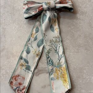 Mi Golondrina hair clip